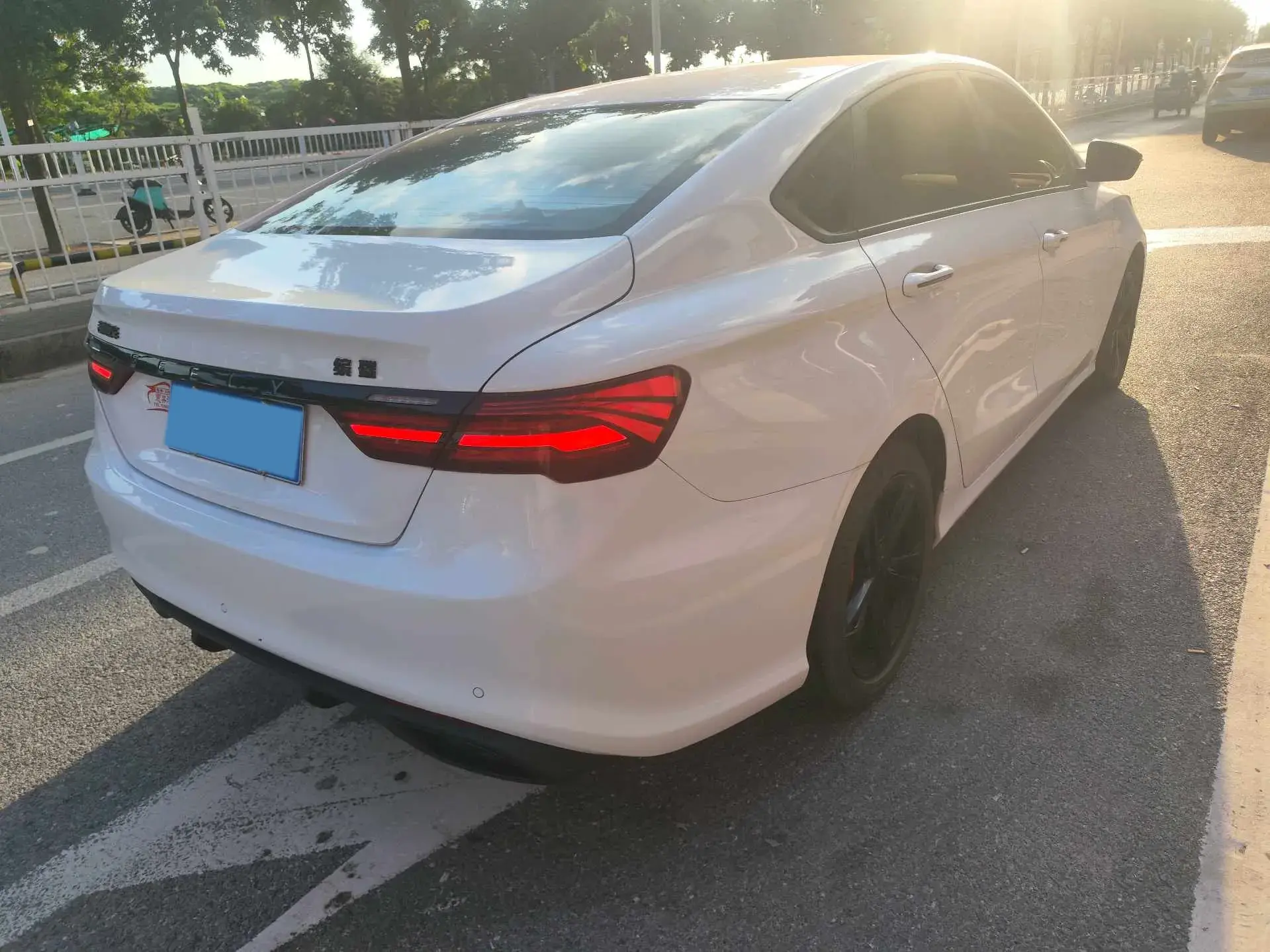 2020 GEELY BINRAY thumbnail 4