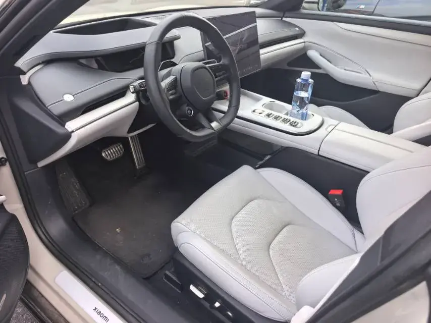 2024 MI SU7 thumbnail 3