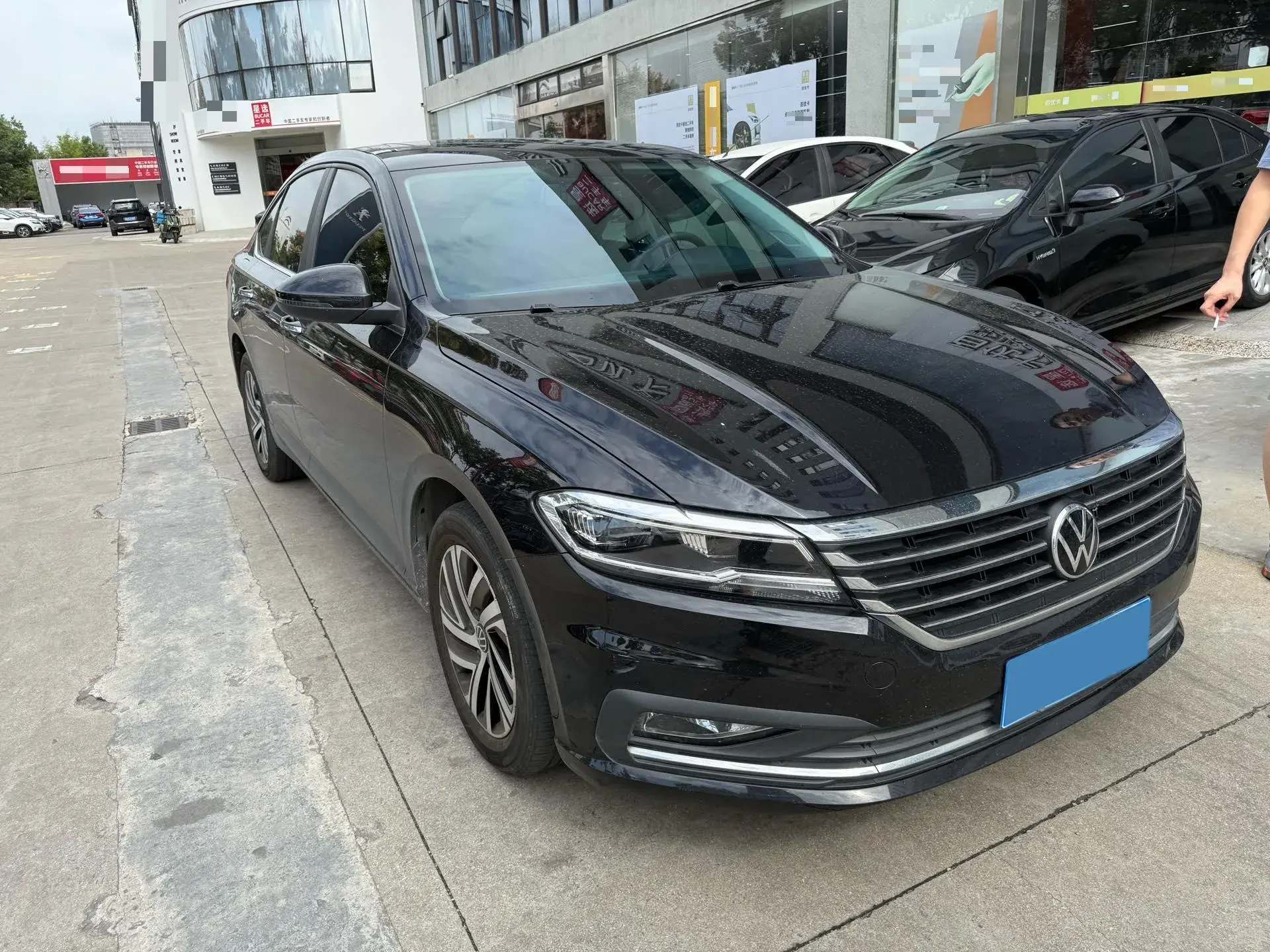 2022 VOLKSWAGEN LAVIDA thumbnail 2