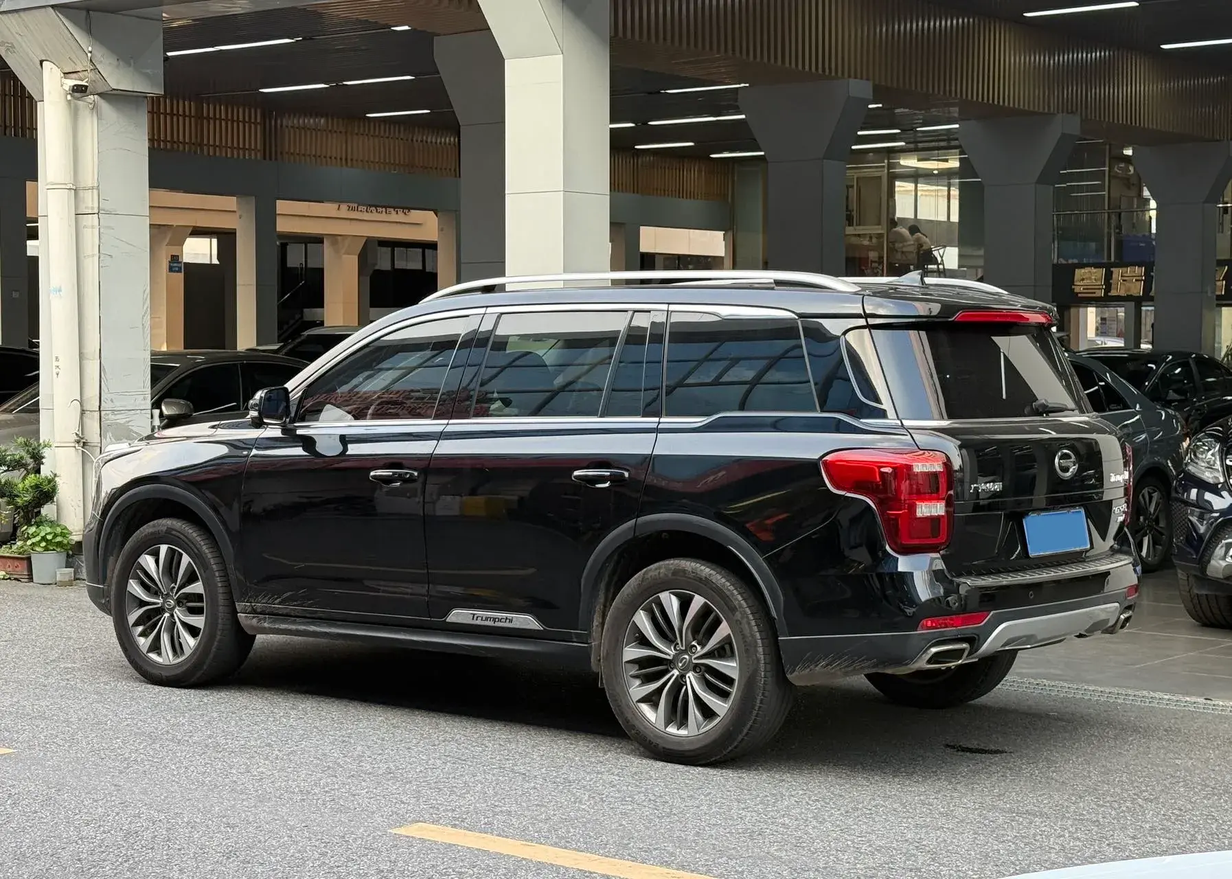 2017 GAC TRUMPCHI thumbnail 4