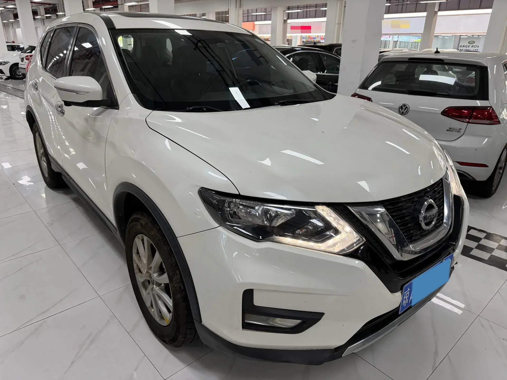 2021 NISSAN X-TRAIL thumbnail 3