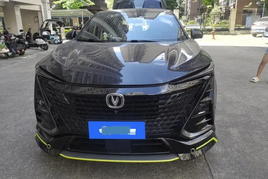 2022 CHANGAN UNI-T thumbnail 3