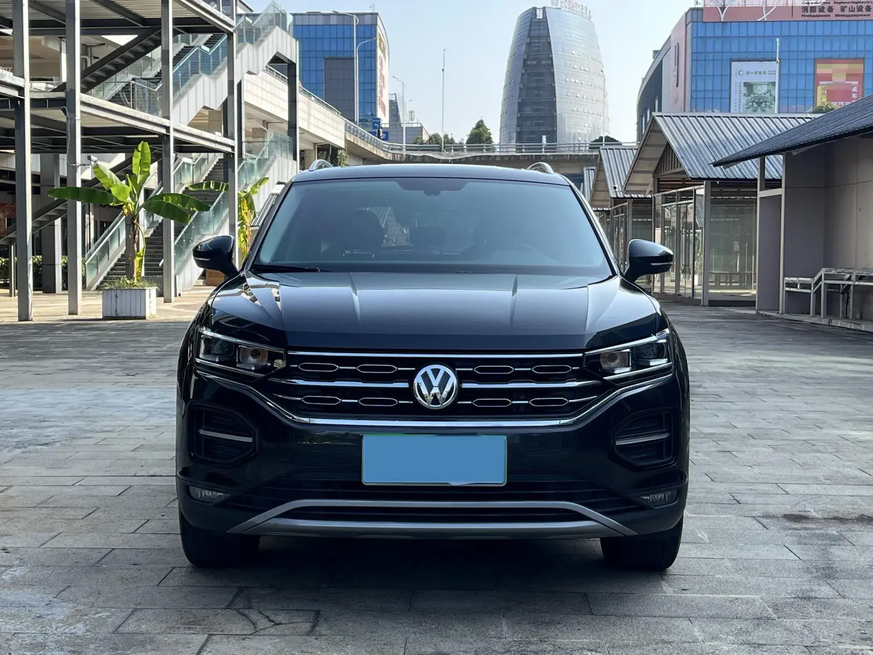 2019 VOLKSWAGEN TAYRON thumbnail 2