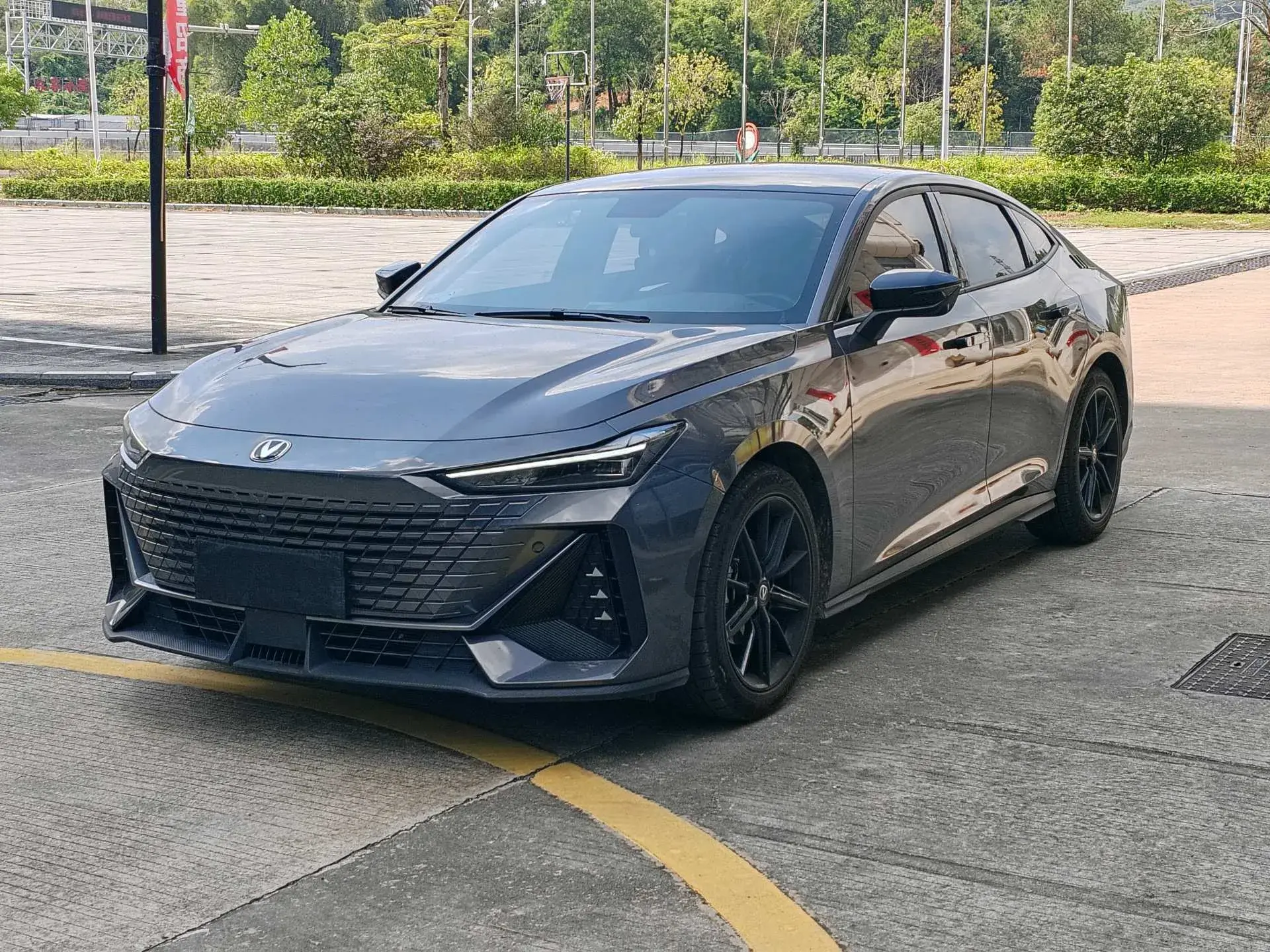 2022 CHANGAN UNI-V view 1