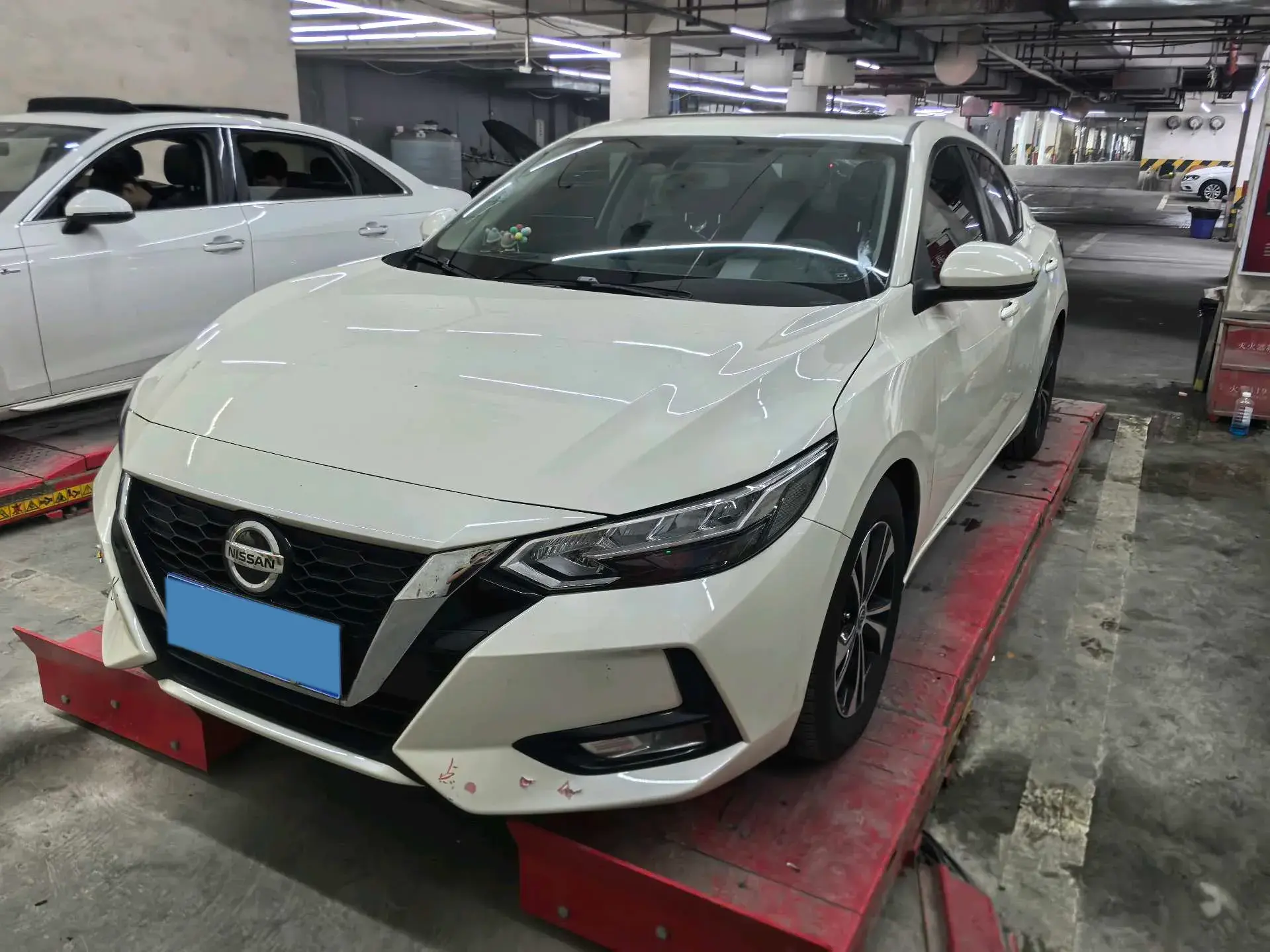 2021 NISSAN SYLPHY view 1