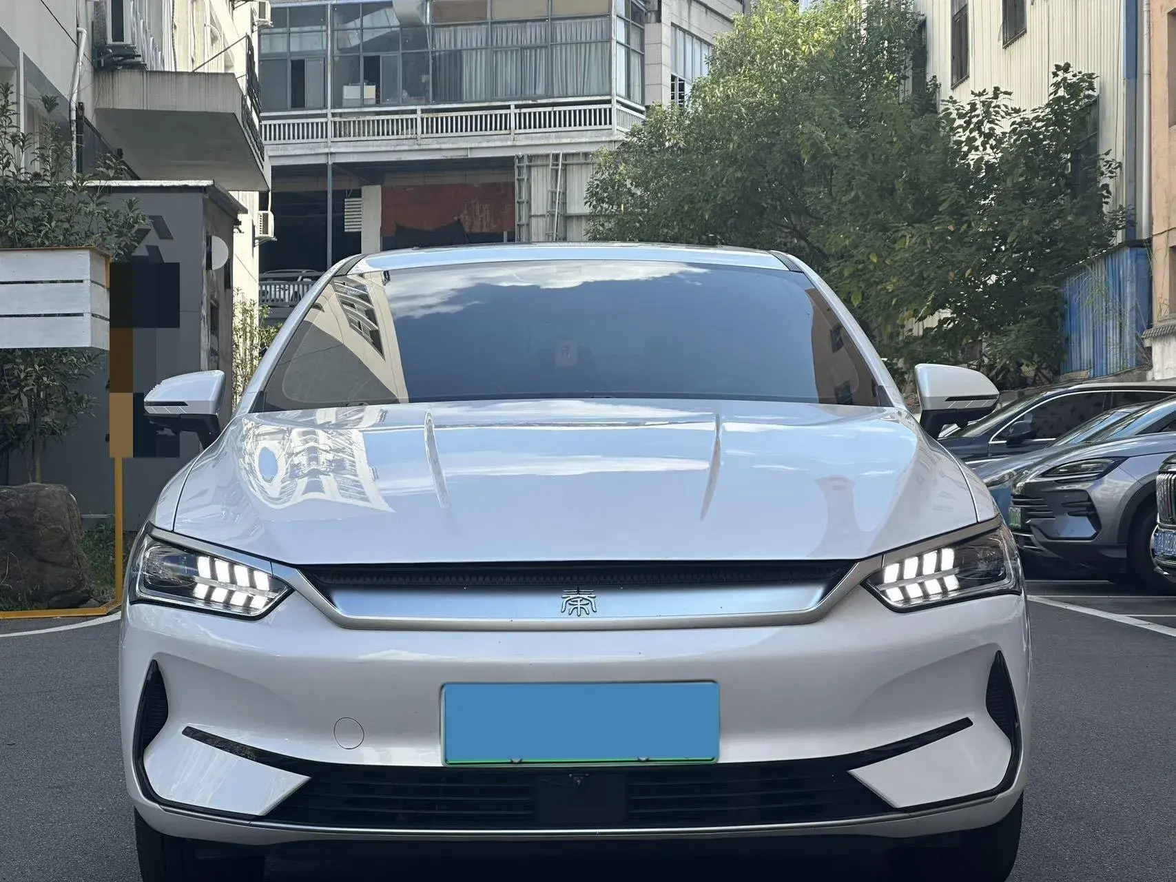 2021 BYD QIN thumbnail 2