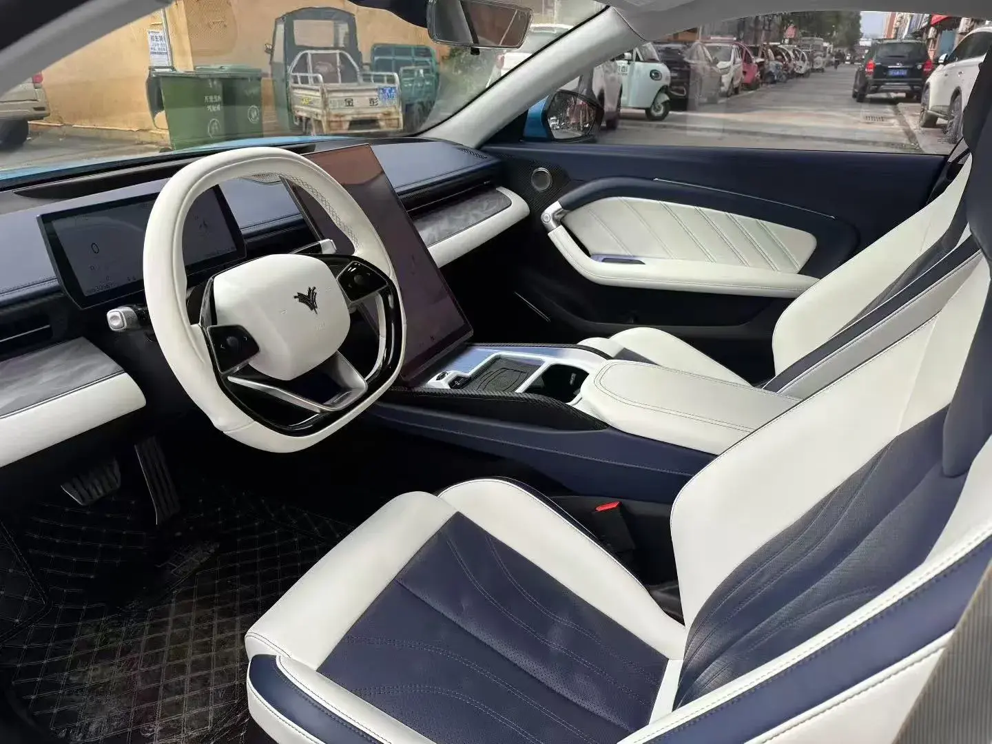 2023 NETA GT thumbnail 3