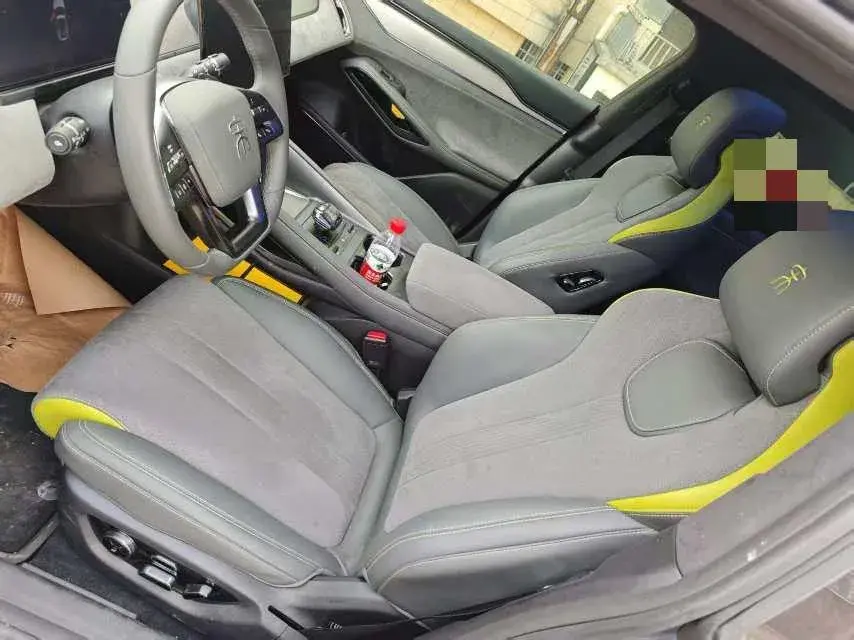 2024 BYD SONGL thumbnail 3