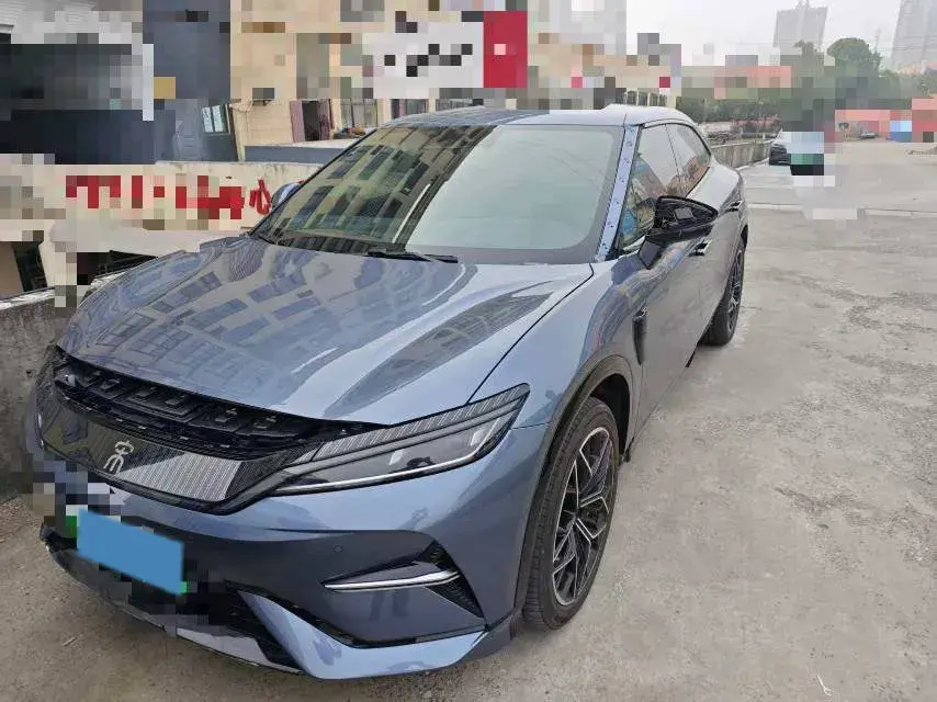 2024 BYD SONGL view 1