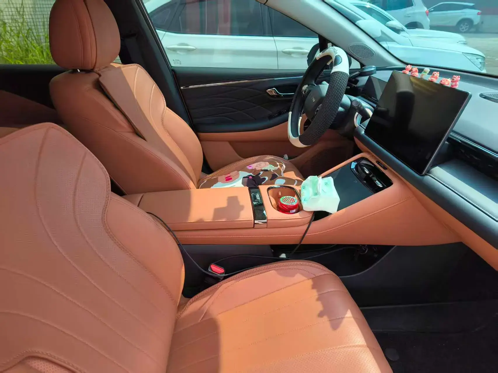 2025 AION AION thumbnail 3