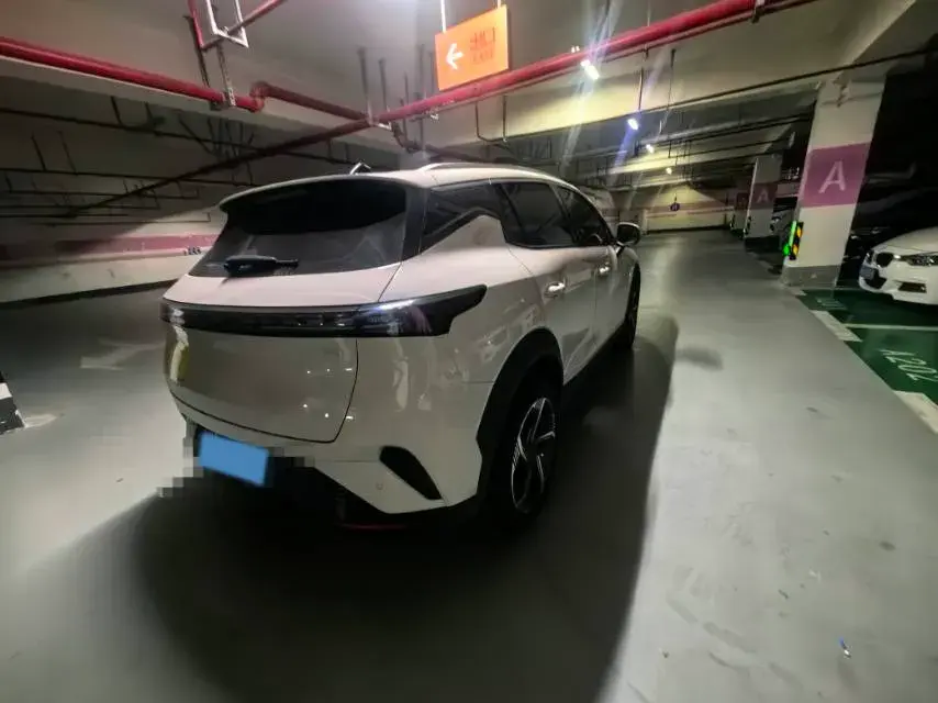 2025 LYNK&CO 06 thumbnail 3