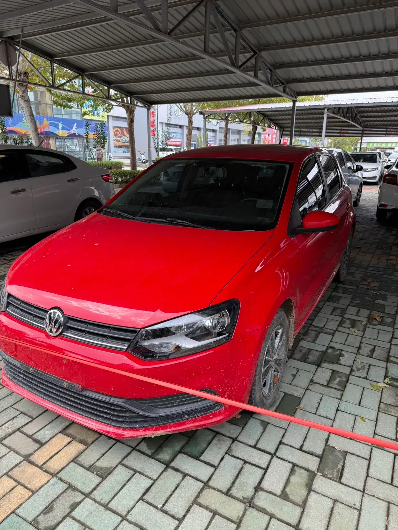 2016 VOLKSWAGEN POLO view 1