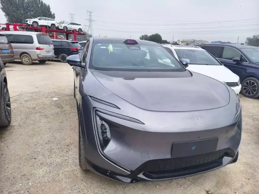 2023 AVATR 07 thumbnail 2