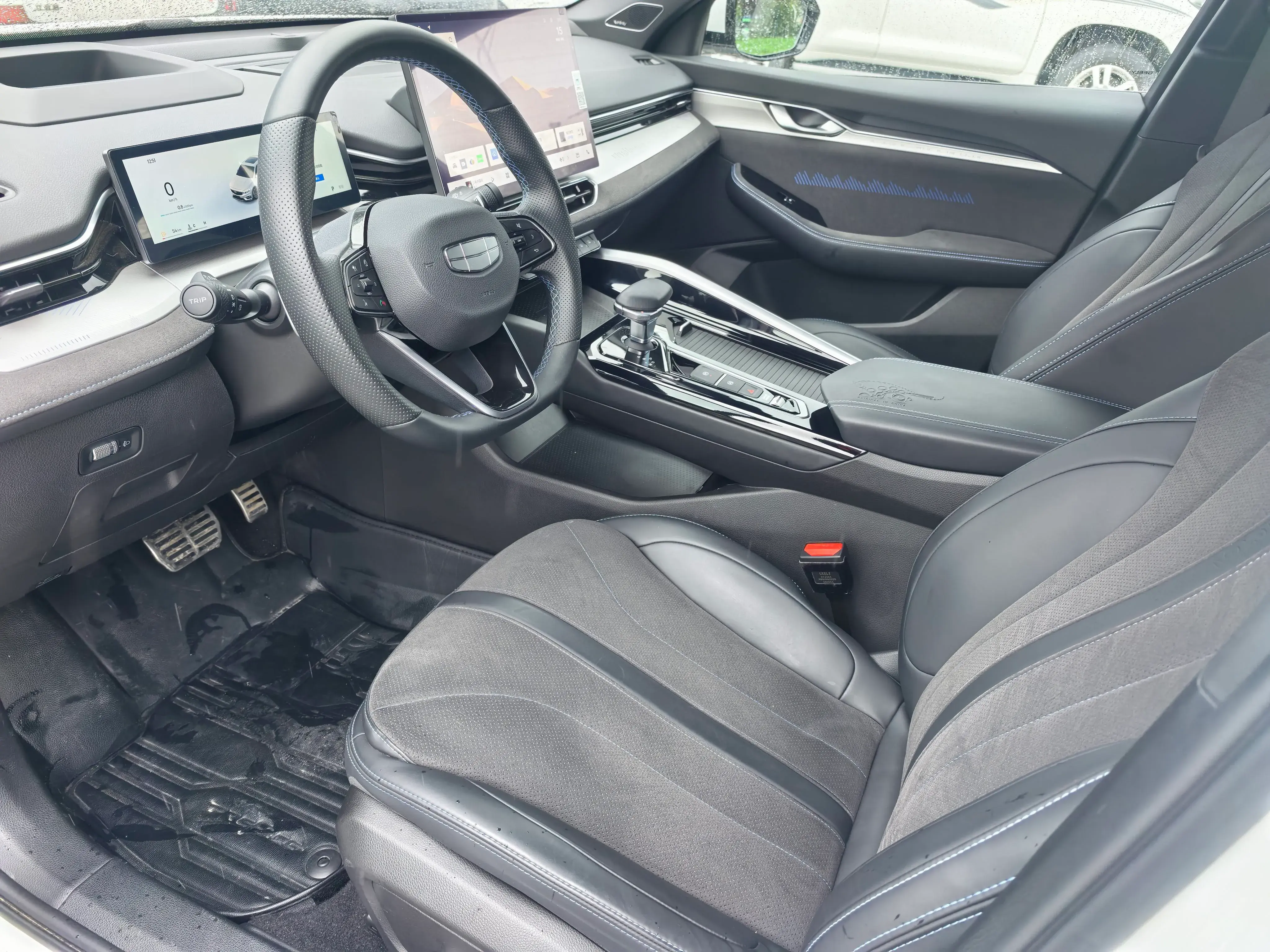 2025 GEELY PREFACE thumbnail 4