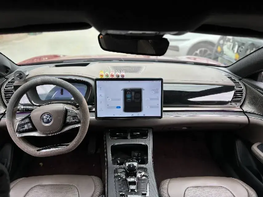 2022 BYD HAN thumbnail 4