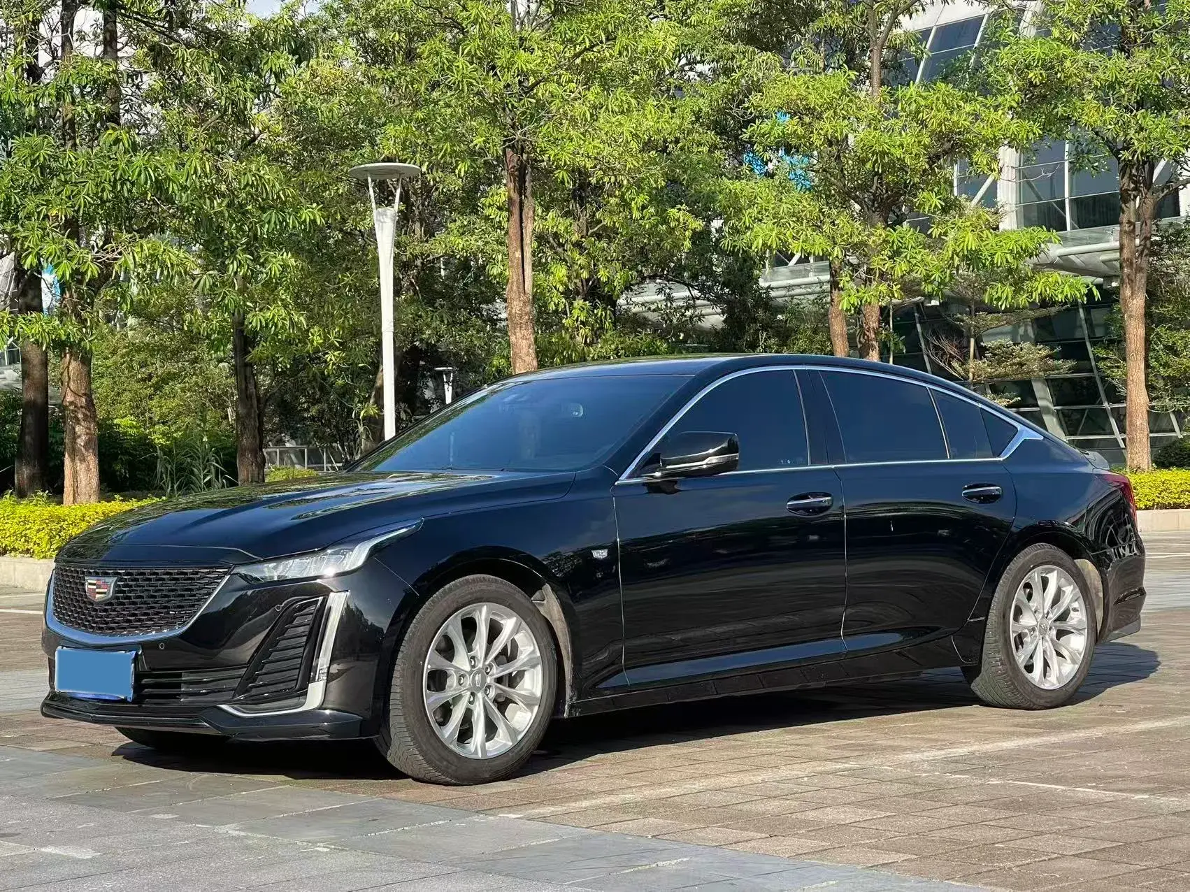 2023 CADILLAC CT5 view 1