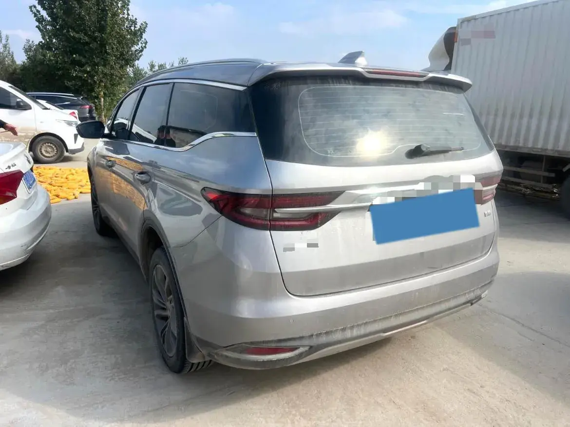 2022 GEELY JIAJI thumbnail 3