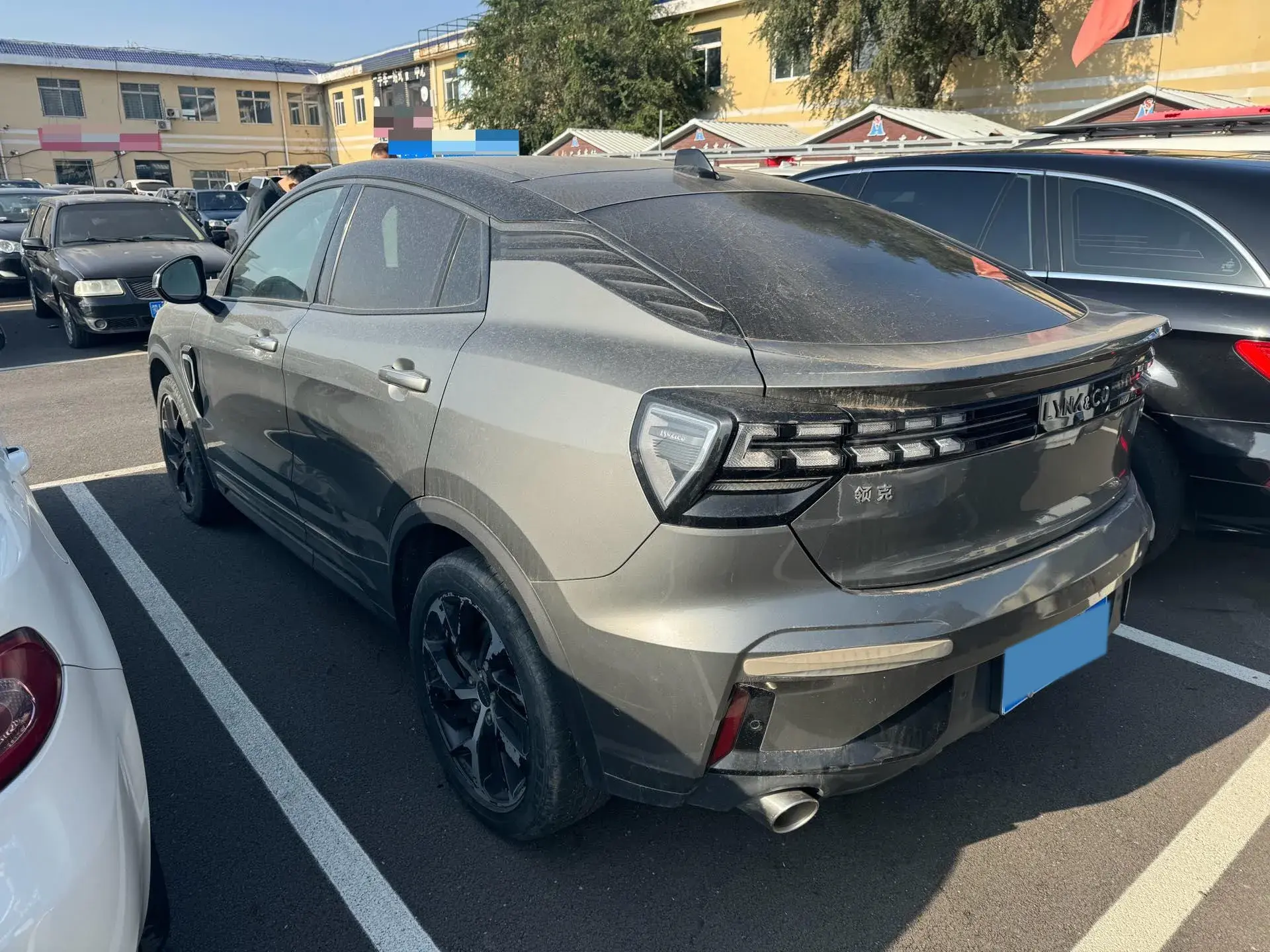 2020 LYNK&CO 05 thumbnail 4