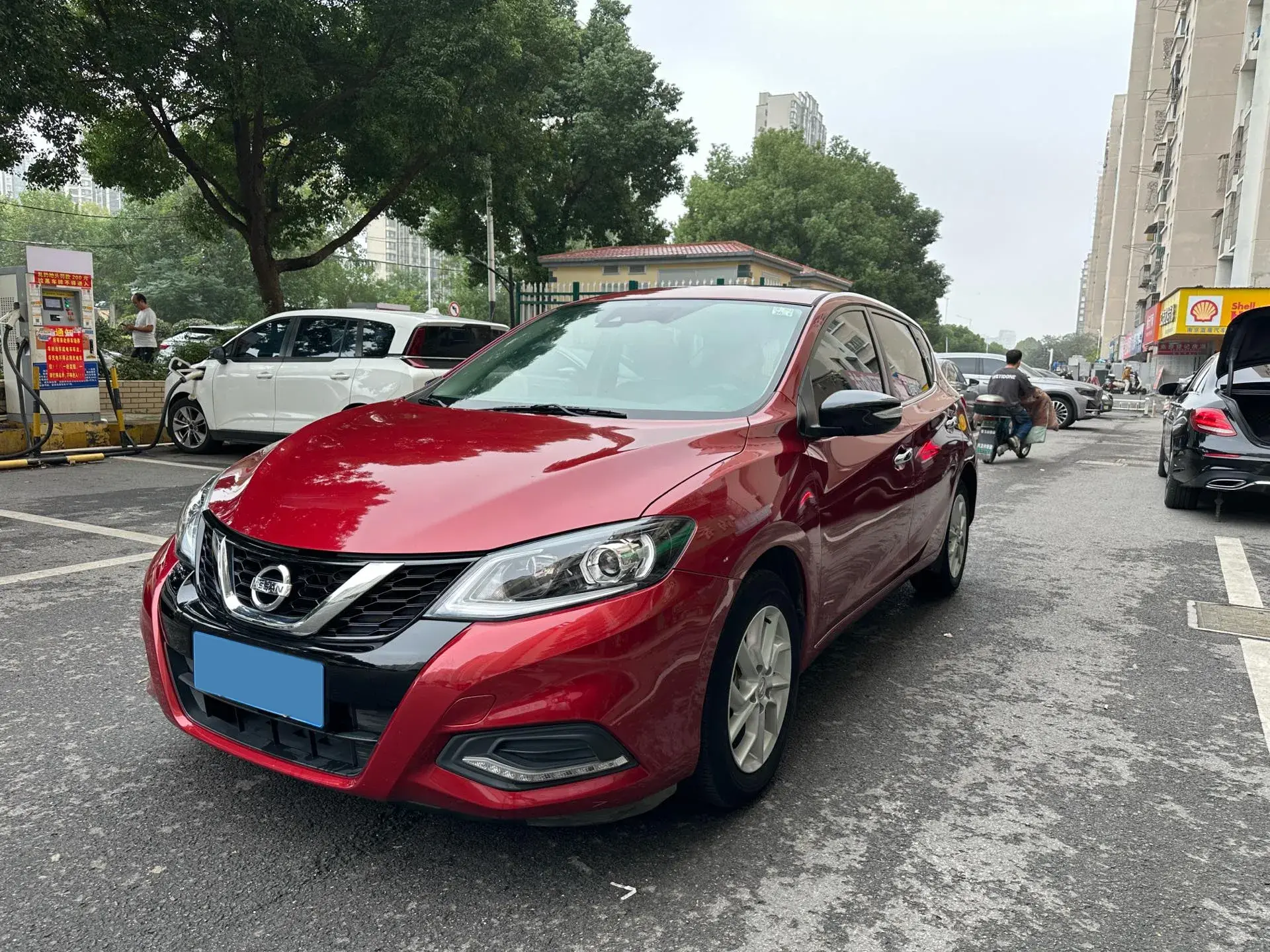 2021 NISSAN TIIDA view 1