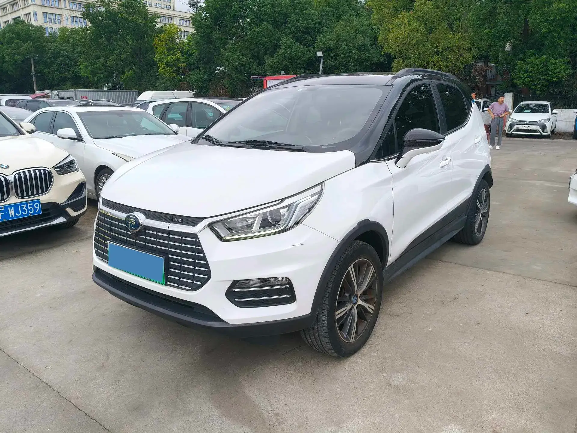 2018 BYD YUAN view 1