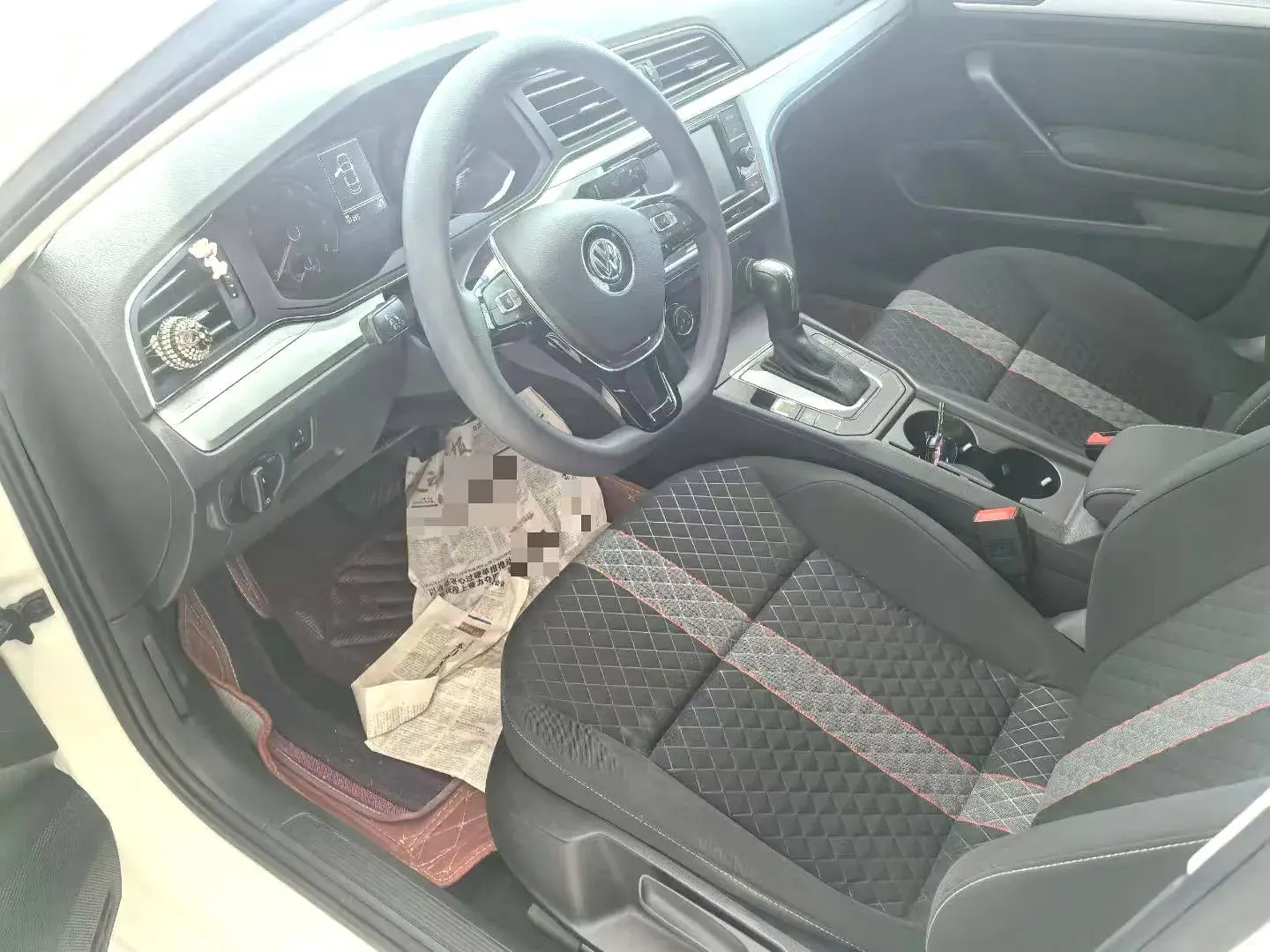 2019 VOLKSWAGEN LAMANDO thumbnail 3