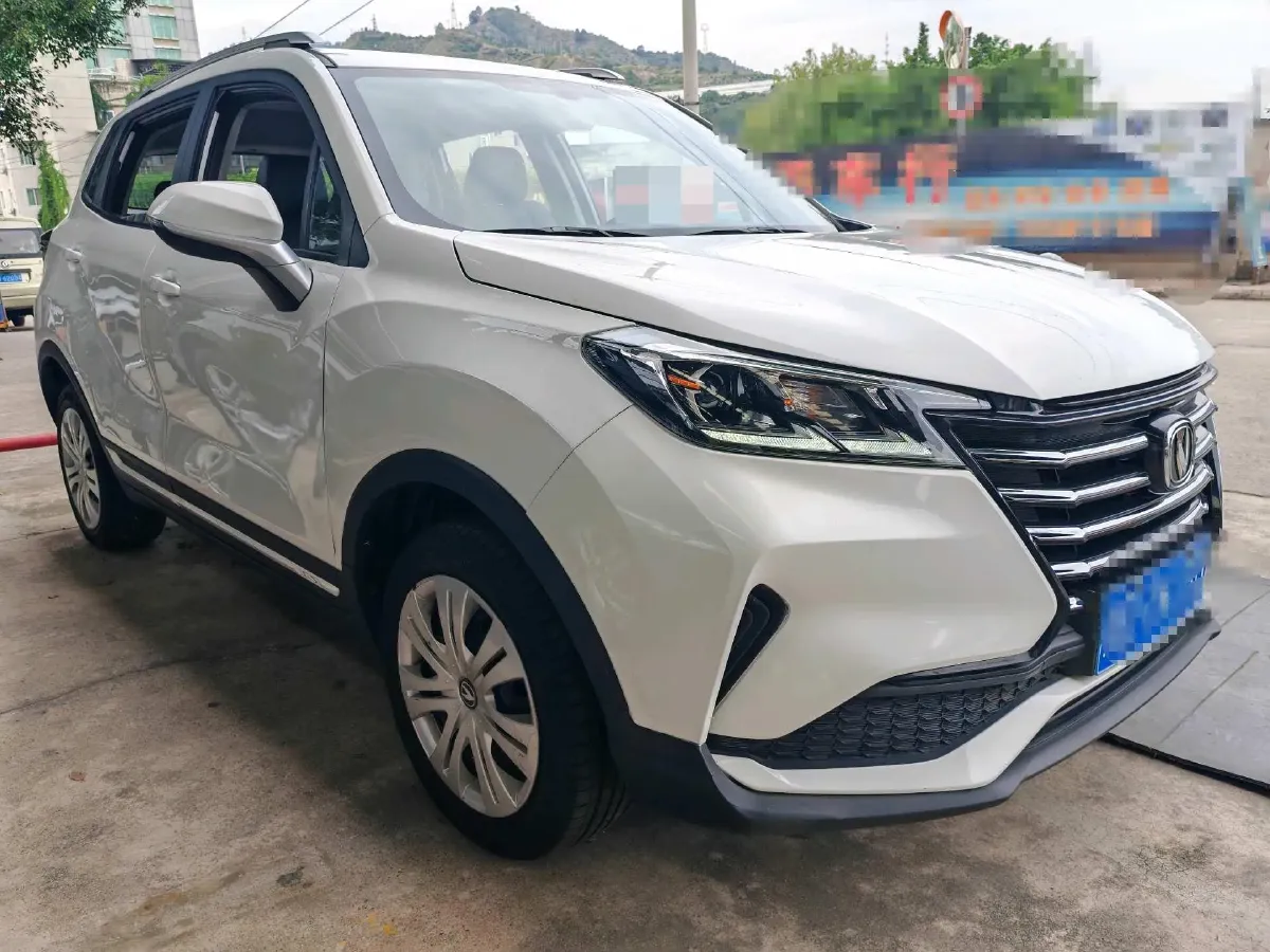 2019 ChangAn CS15 1.5L 107HP L4 5DCT,autocango,china used car exporter,china ev exporter,chinese used car exporter,chinese used ev exporter