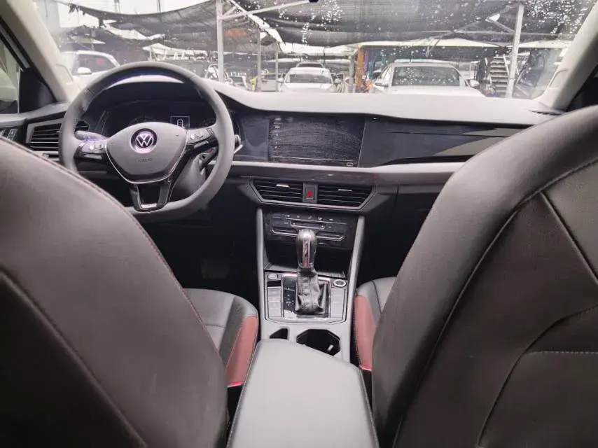 2020 VOLKSWAGEN BORA thumbnail 3