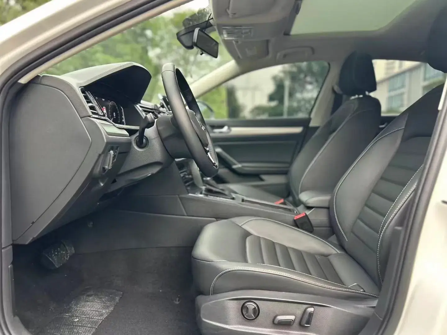 2021 VOLKSWAGEN LAMANDO thumbnail 2