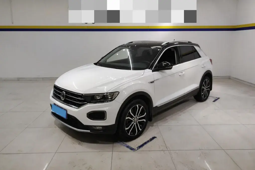 2020 VOLKSWAGEN T-ROC view 1