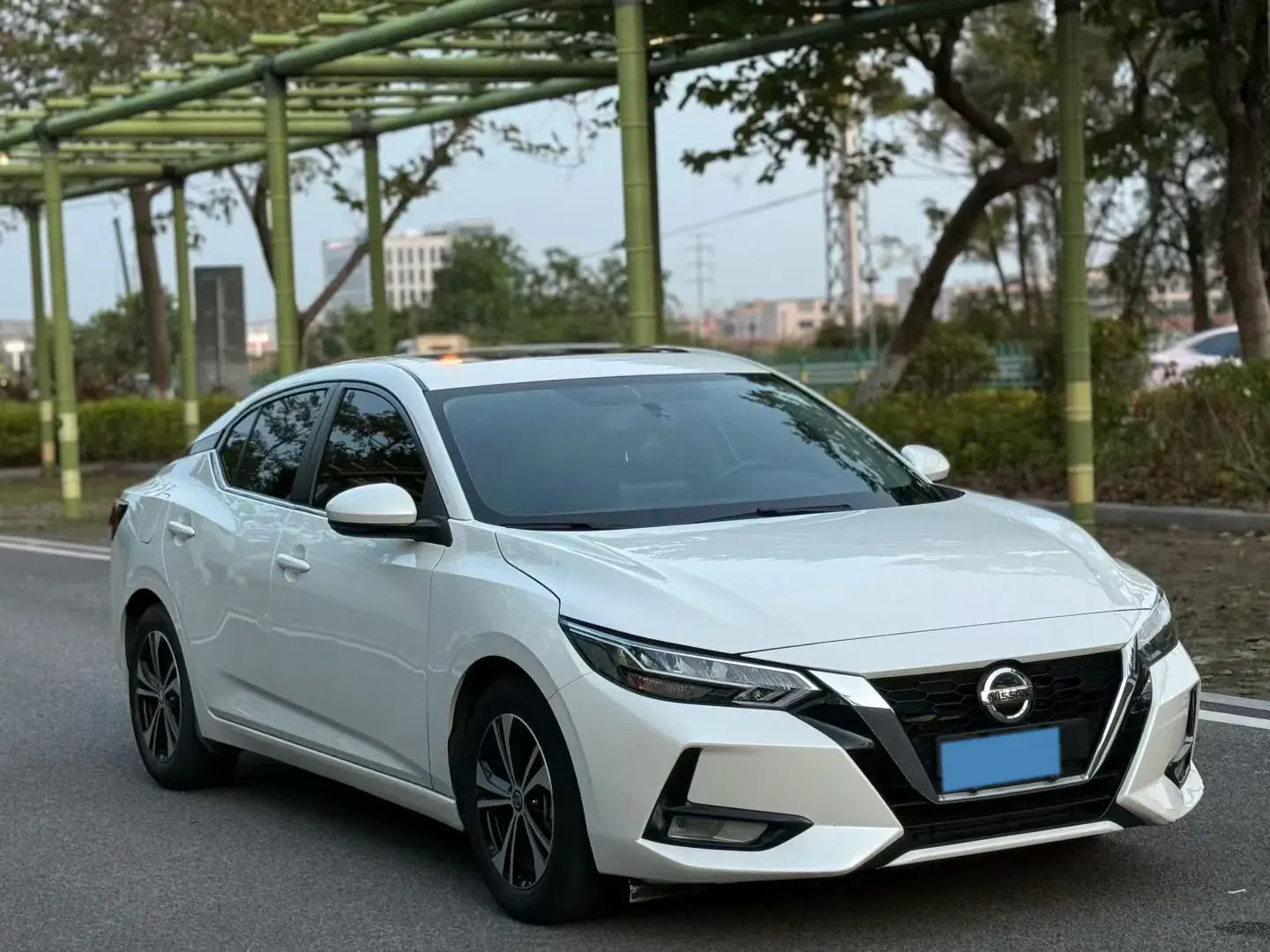 2020 NISSAN SYLPHY thumbnail 3