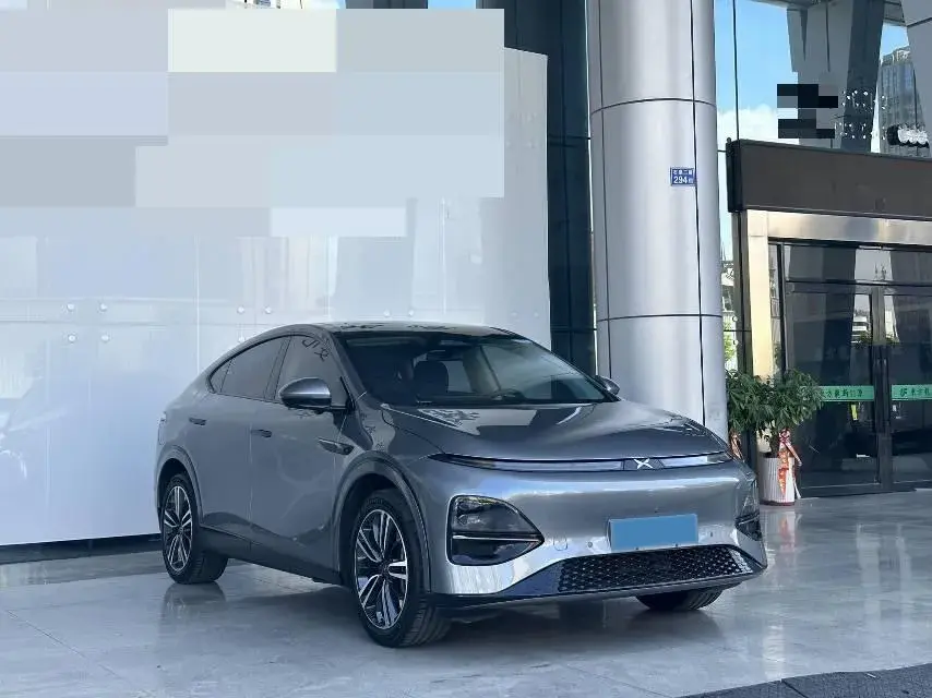 2023 XPENG G6 thumbnail 3