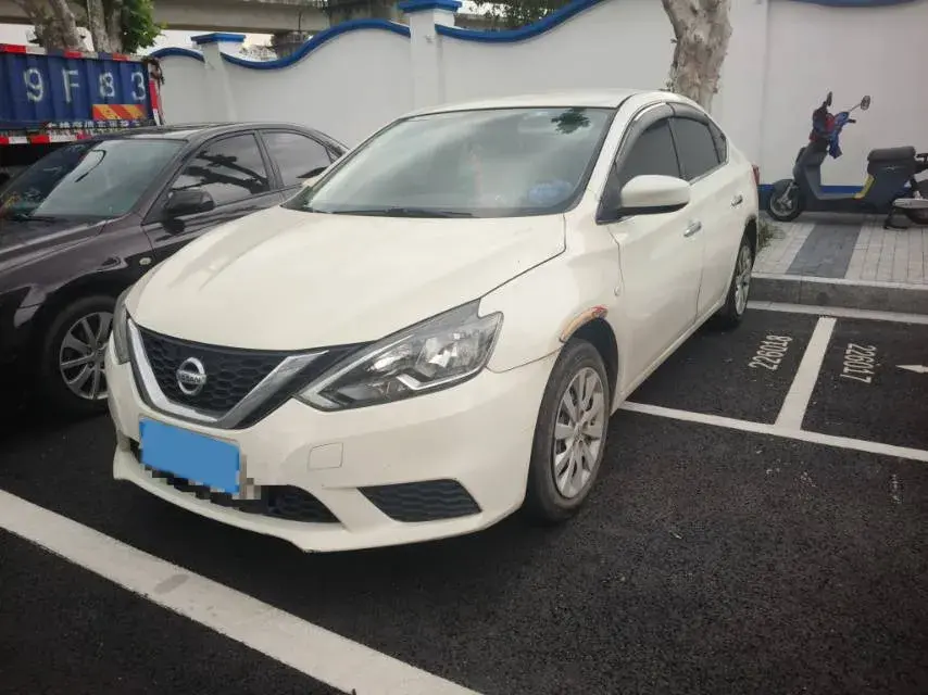 2021 NISSAN SYLPHY view 1