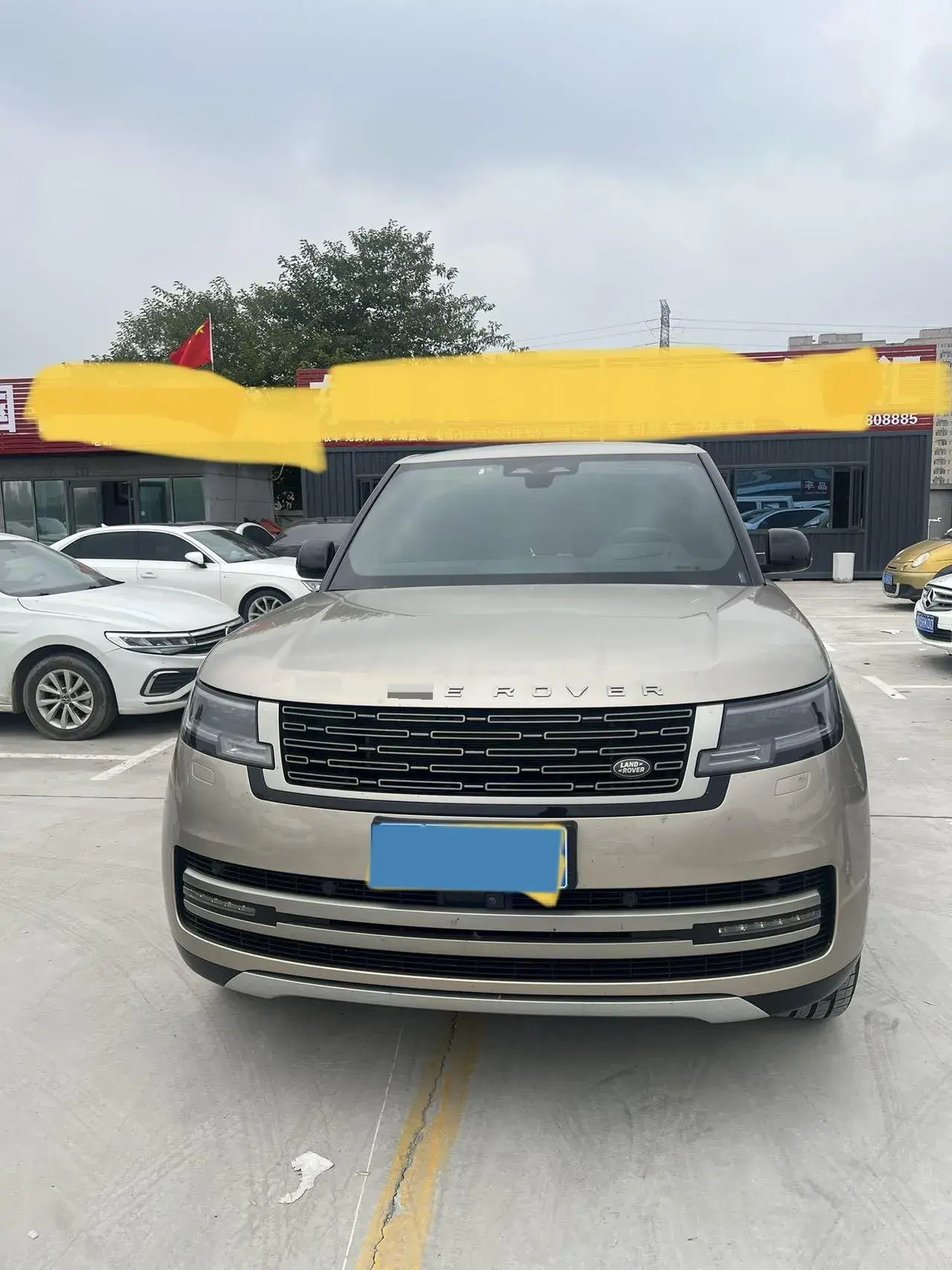 2023 LAND ROVER thumbnail 2