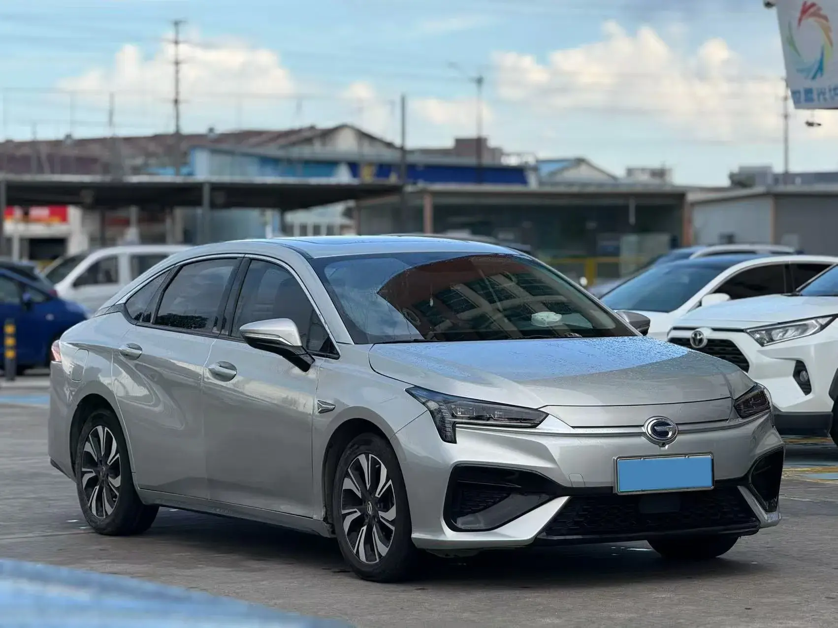 2020 AION S thumbnail 3