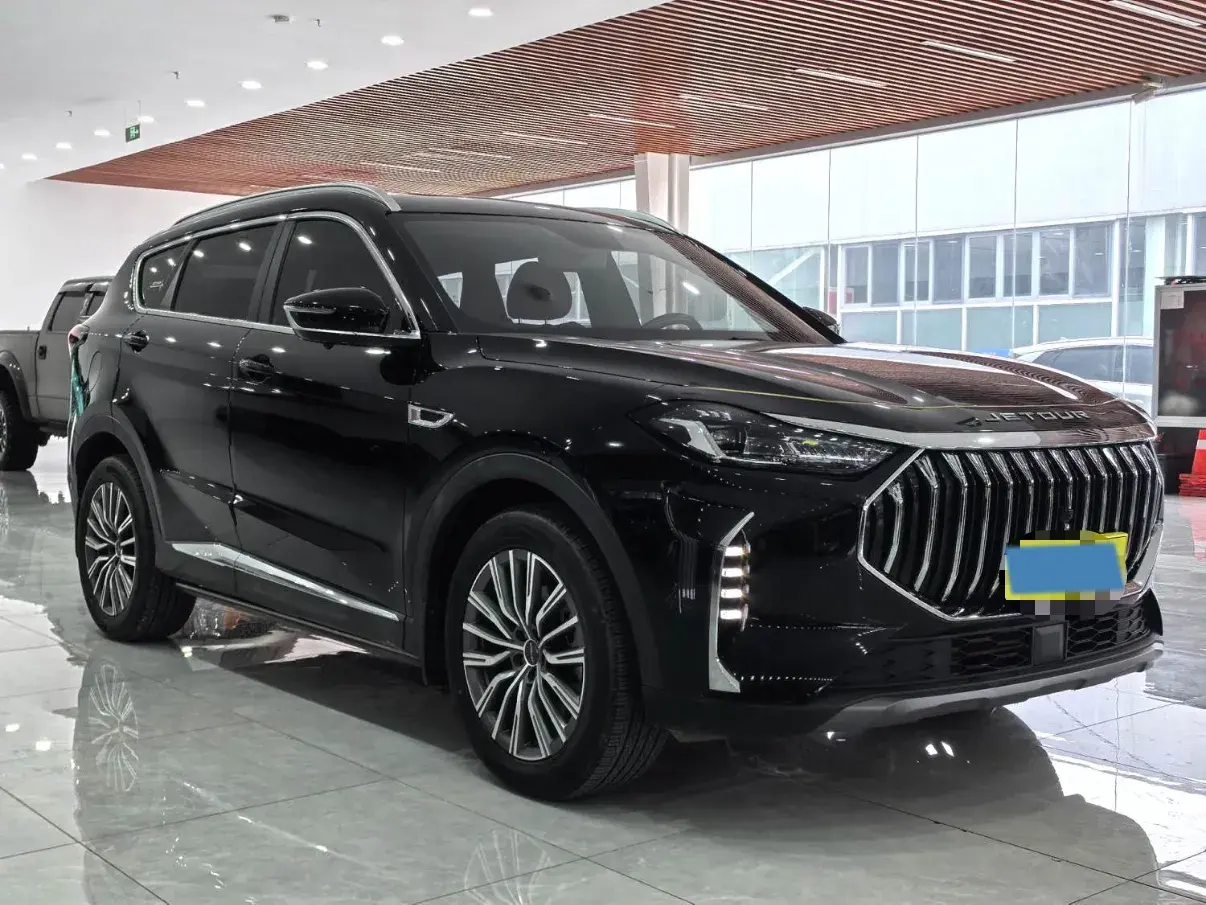 2023 JETOUR X70 thumbnail 3