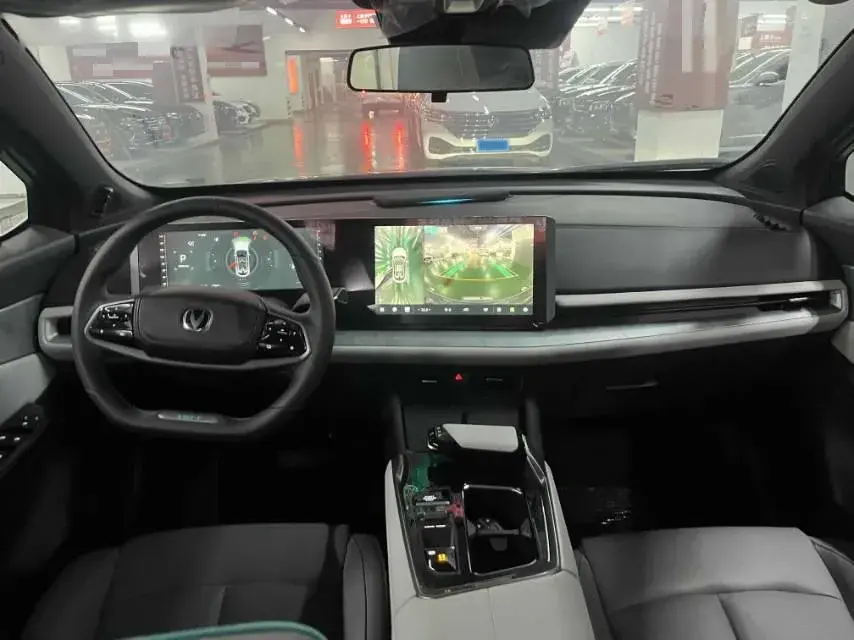 2023 CHANGAN UNI-T thumbnail 4