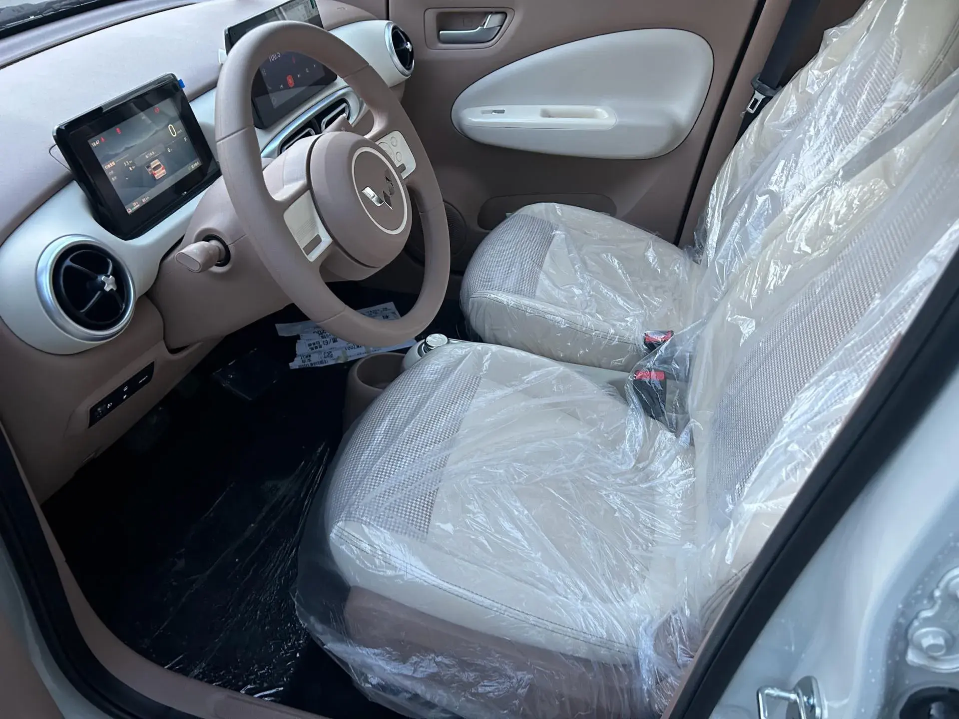 2025 WULING HONGGUANG thumbnail 4