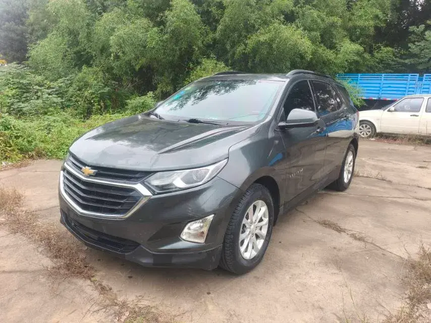 2018 CHEVROLET EQUINOX view 1