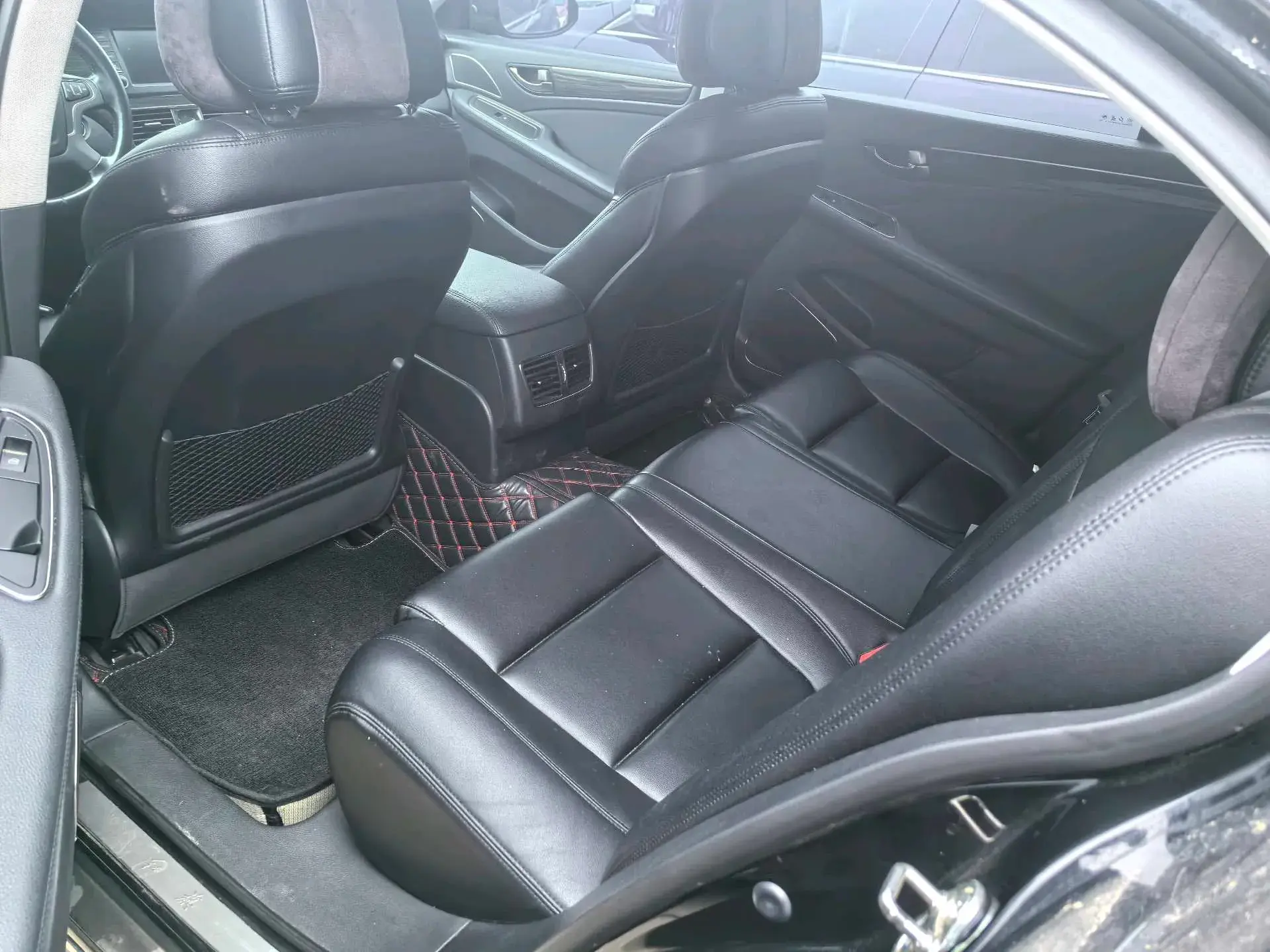 2019 HONGQI H7 thumbnail 4