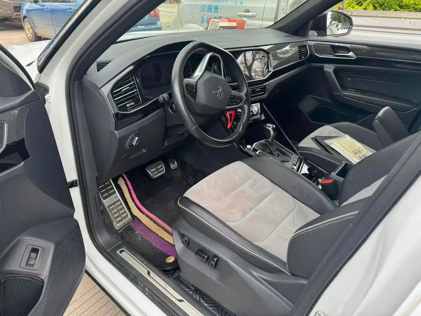 2020 VOLKSWAGEN TAYRON thumbnail 2