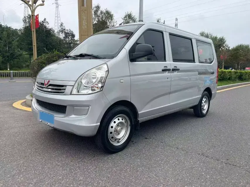 2019 WULING RONGGUANG view 1