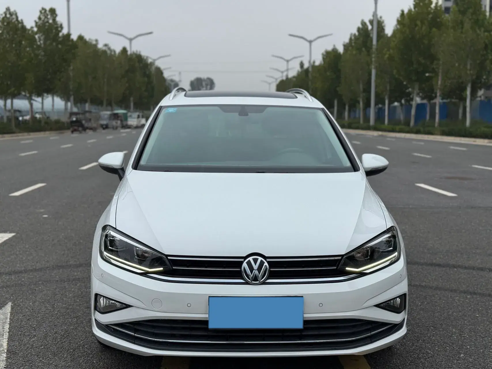 2020 VOLKSWAGEN GOLF thumbnail 2