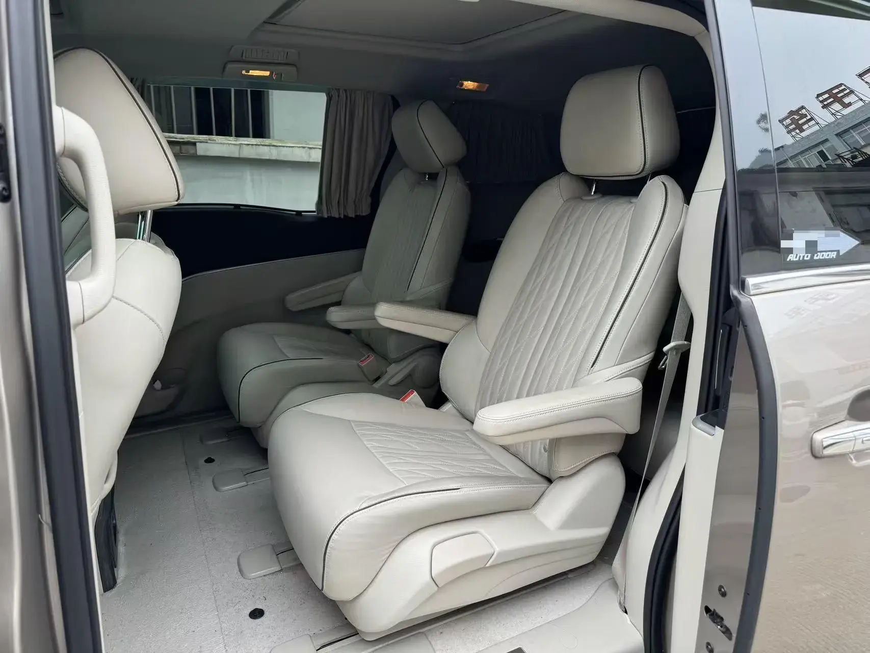 2022 BUICK GL8 thumbnail 3