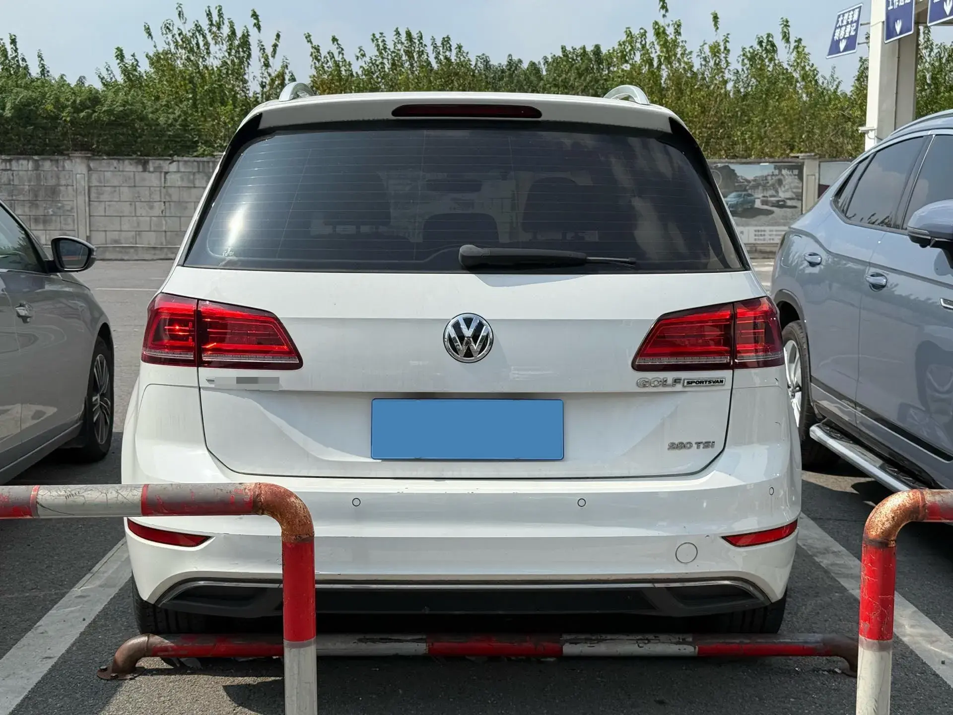 2019 VOLKSWAGEN GOLF thumbnail 2