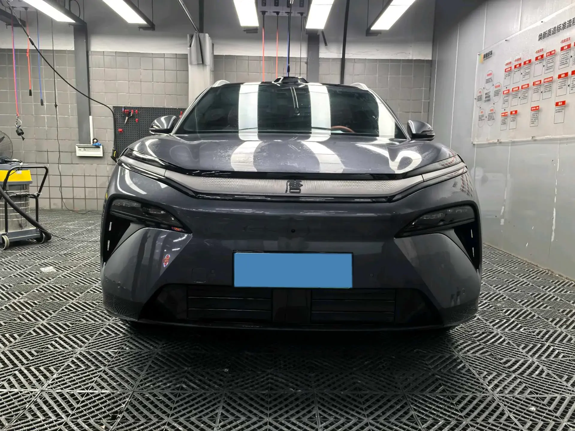 2025 BYD TANGL thumbnail 2