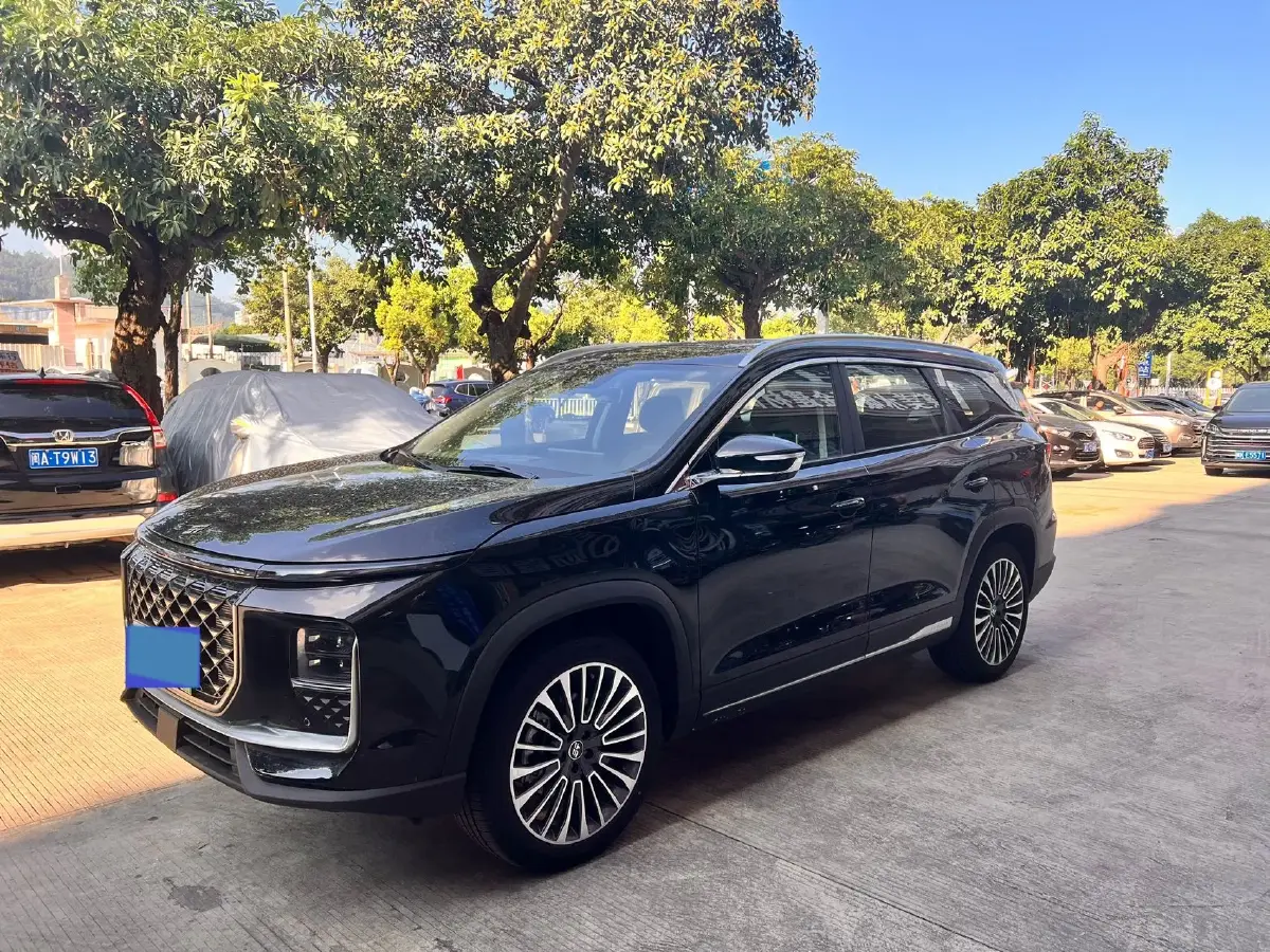 2025 Jetour ShanHai L9 1.5T 156HP L4 2DHT PHEV