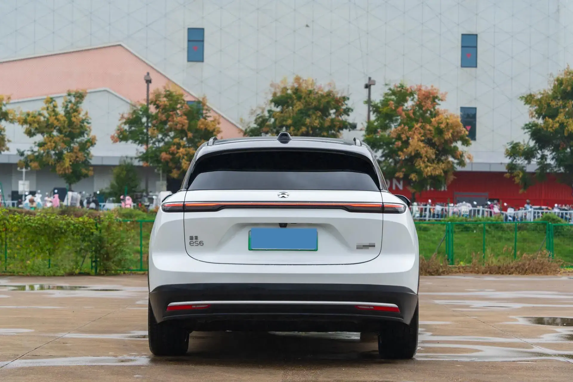 2023 NIO ES6 thumbnail 4