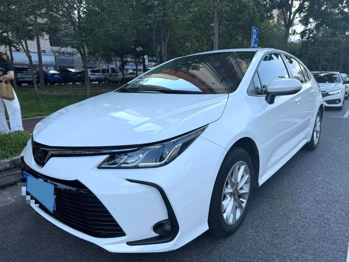 2021 TOYOTA COROLLA view 1