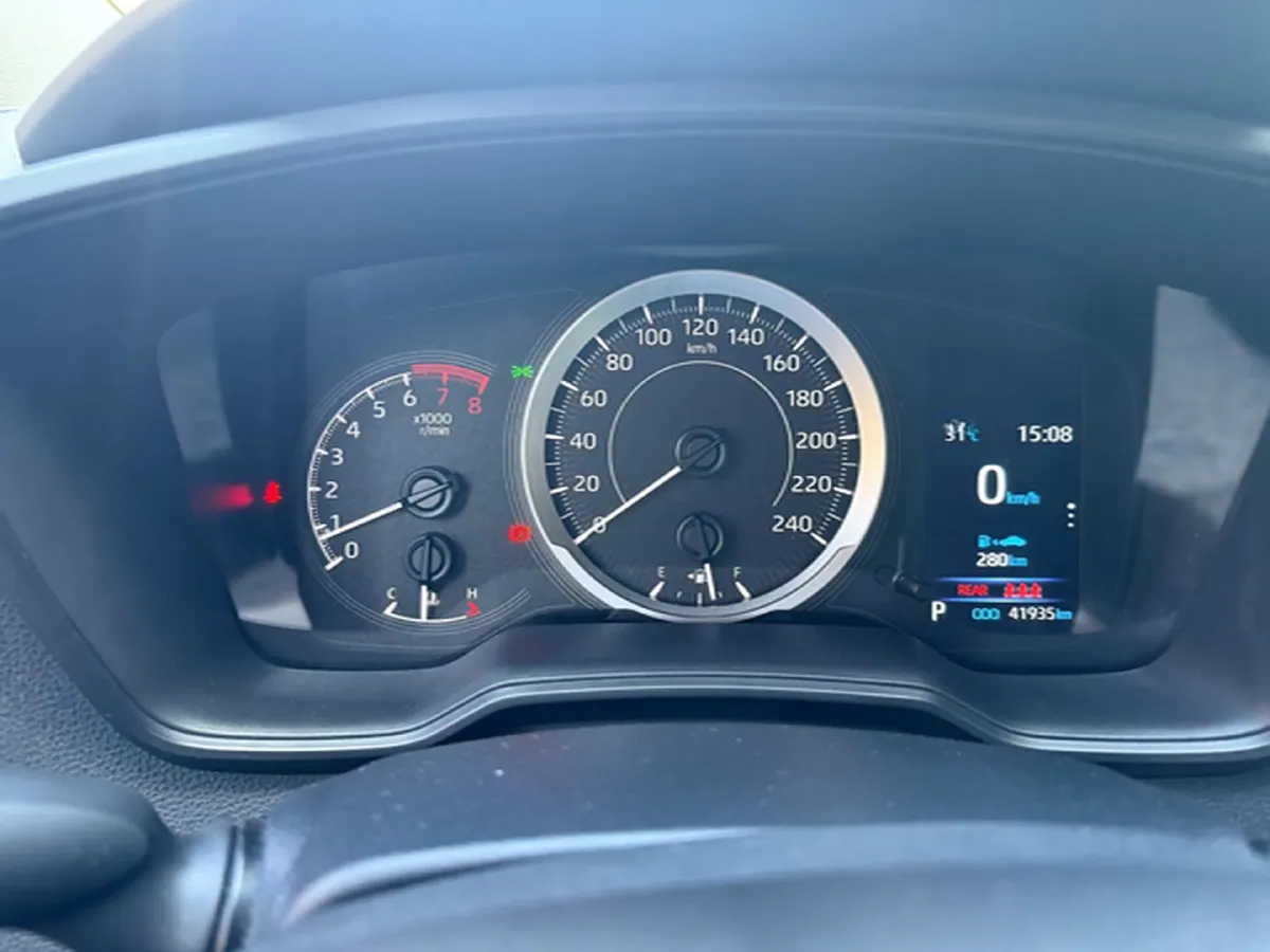 2021 Toyota Corolla 1.2T 116HP L4 CVT,autocango,china used car exporter,china ev exporter,chinese used car exporter,chinese used ev exporter