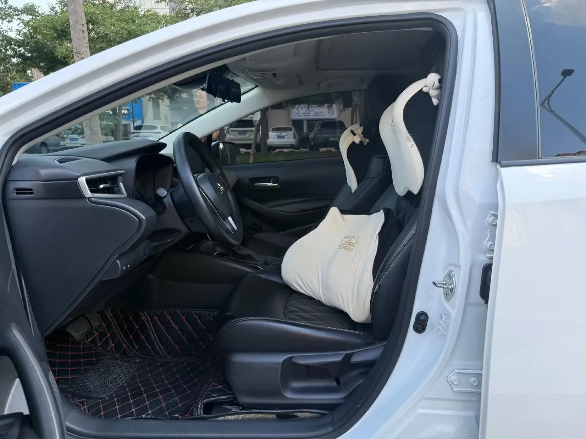 2021 Toyota Corolla 1.2T 116HP L4 CVT,autocango,china used car exporter,china ev exporter,chinese used car exporter,chinese used ev exporter